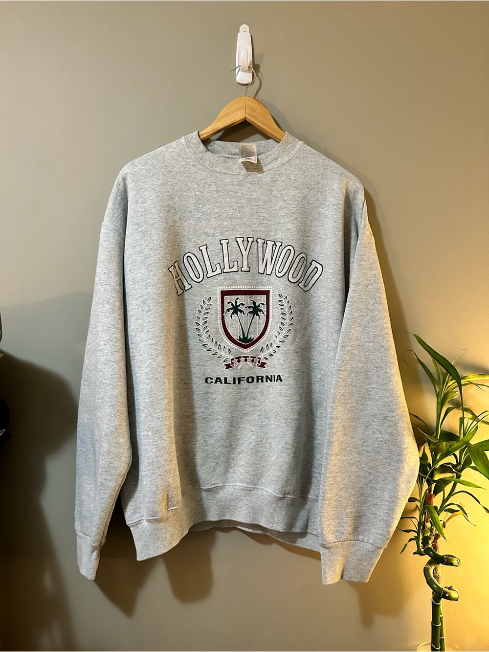 Fruit of the Loom Grey Hollywood California Crewneck Sweatshirt